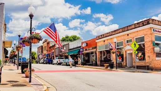 Homes for sale in Fort Mill, SC, a top Charlotte suburb with a historic downtown. Yubeen Choi Realtor.